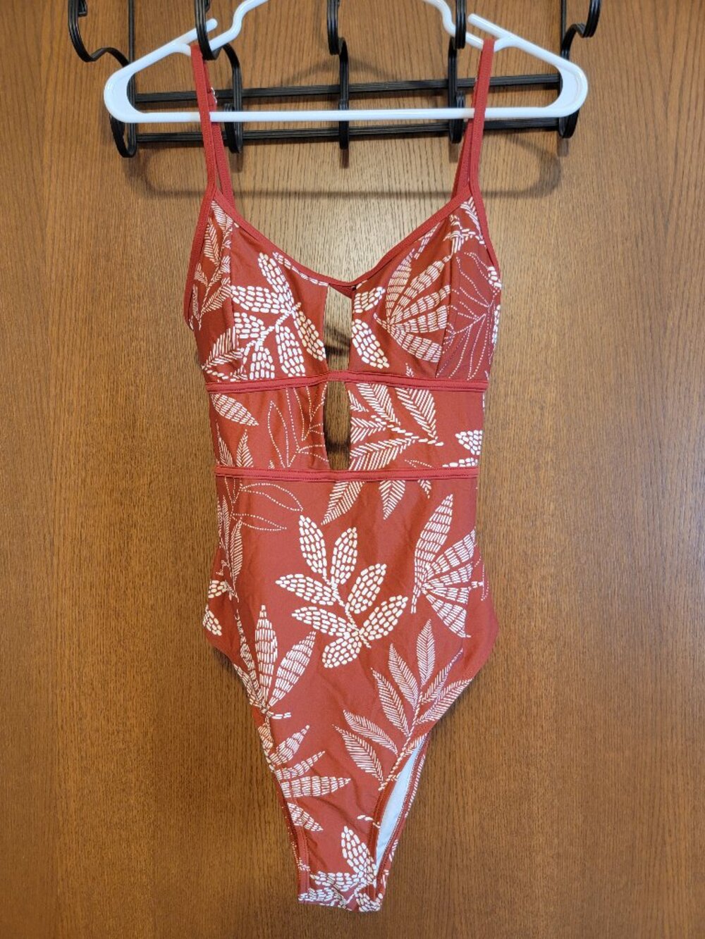 Cupshe Leaf Print Swimsuit - NWT - Medium